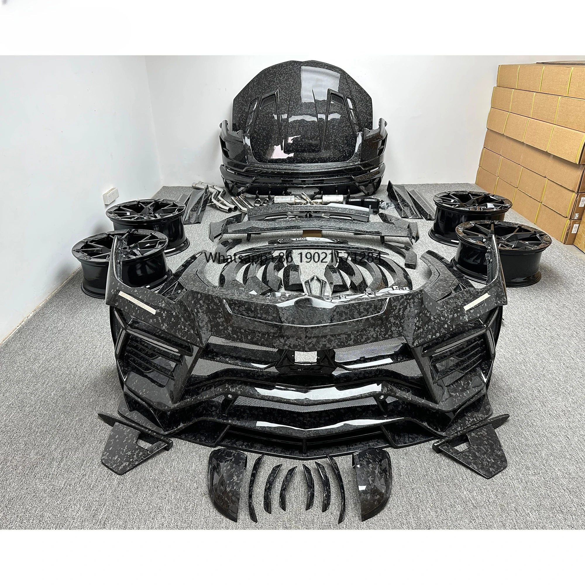 Dry Forged Carbon Fiber Gen III Body Kit for Lambo URUS