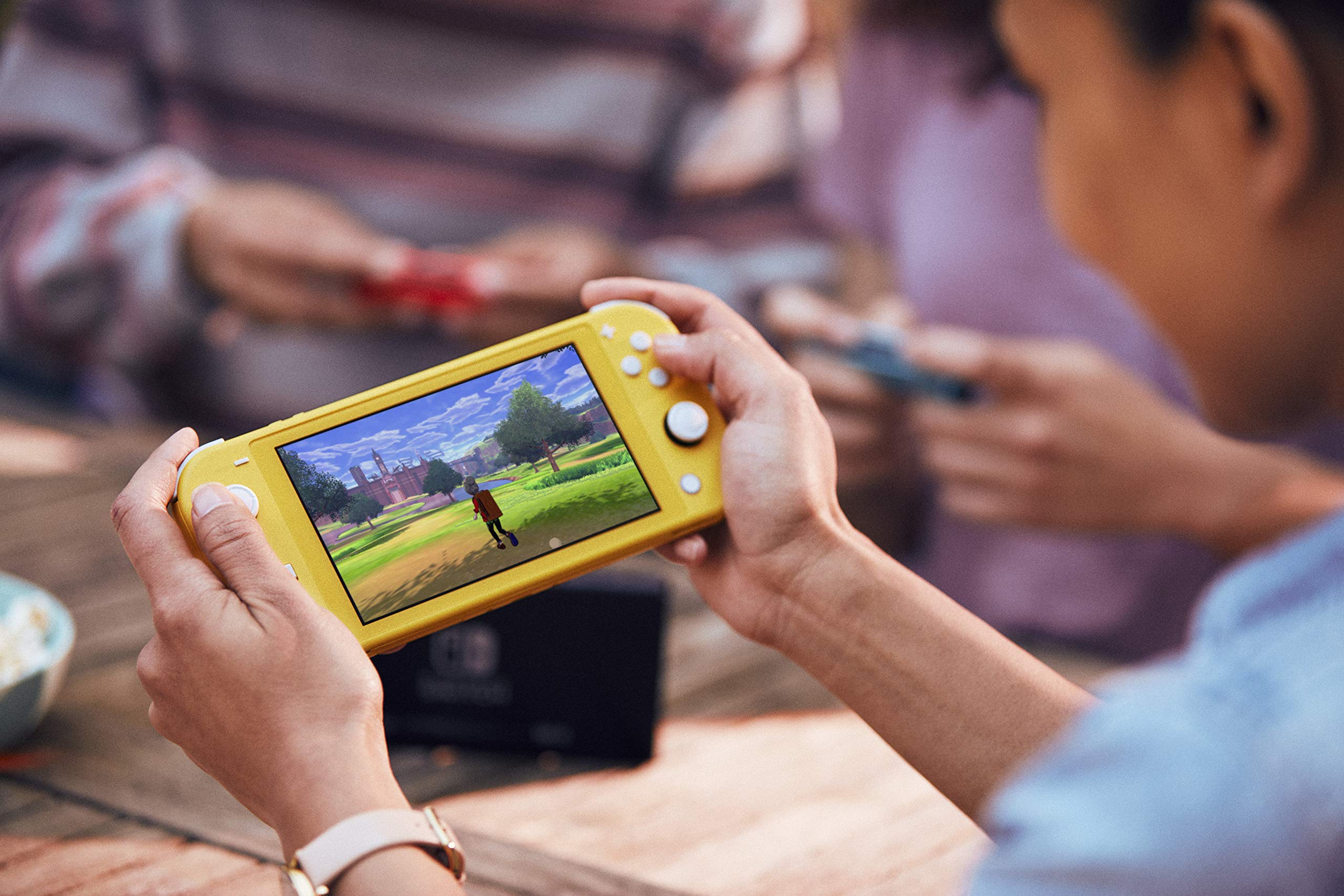 Nintendo Switch Lite - Yellow - Image 4