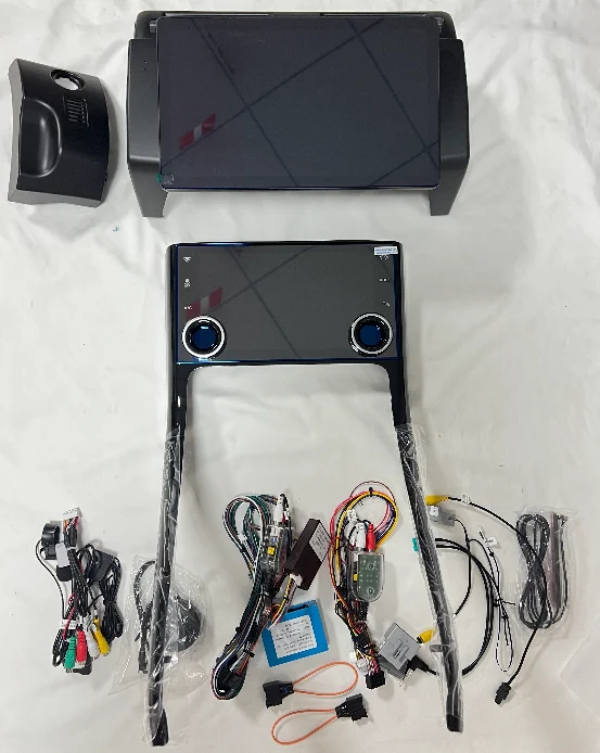 13.3" Android Vertical Style Radio for 2010-2013 Land Rover Range Rover Sport - Image 3