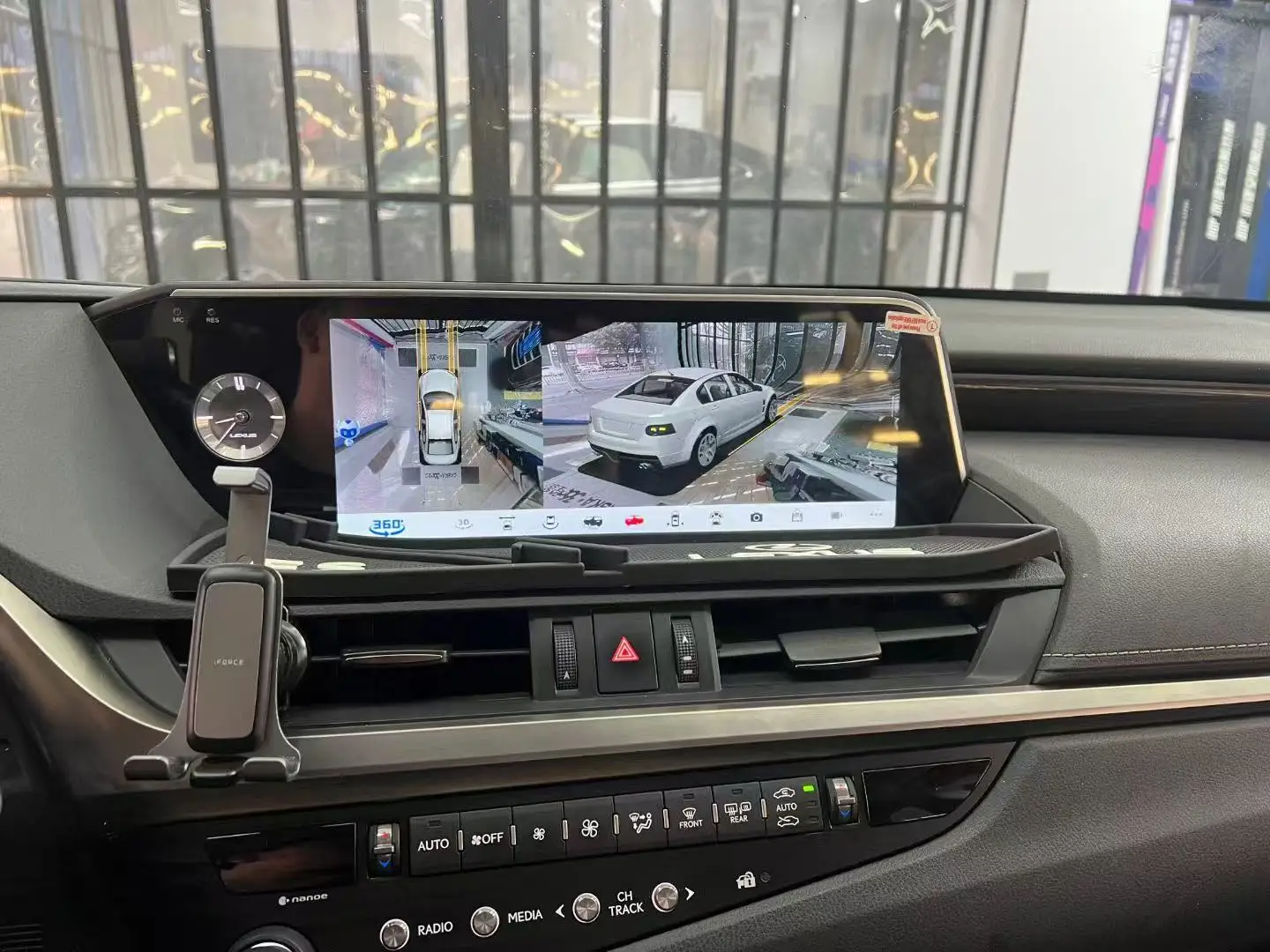 12.3 Inch Android Vertical Style Radio for Lexus ES 2018-2021 - Image 7